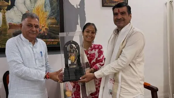 बड़ा सम्मान: जटाशंकर चौधरी को मिला प्रतिष्ठित लाइफटाइम अचीवमेंट अवॉर्ड