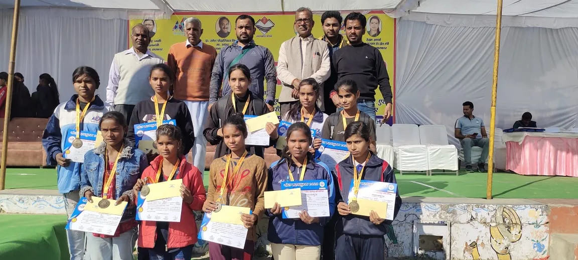 शिक्षकों का खेल महाकुंभ: दो दिवसीय ब्लॉक स्तरीय शिक्षक खेलकूद प्रतियोगिता का हुआ शानदार आगाज