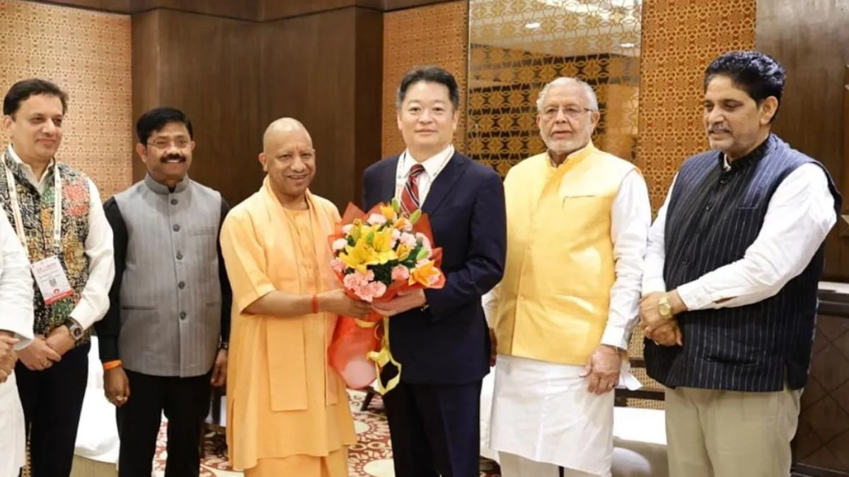 जापानी कंपनियों को यूपी में इलेक्ट्रॉनिक्स और सेमीकंडक्टर निवेश का न्योता