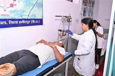 स्वास्थ्य मेला: कांगू में जन स्वास्थ्य शिविर में दो हजार से अधिक लोगों की स्वास्थ्य जांच