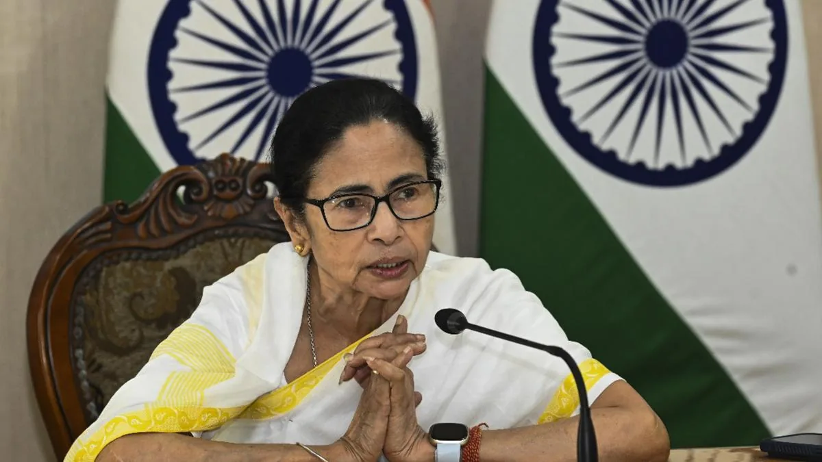 राजनीतिक हलचल: रक्षाबंधन के पावन पर्व पर ममता बनर्जी ने लिया बड़ा संकल्प