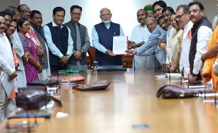 एनसीपी (एसपी) सांसदों के प्रतिनिधिमंडल ने पीएम मोदी से की मुलाकात, महाराष्ट्र के ज्वलंत मुद्दों पर चर्चा