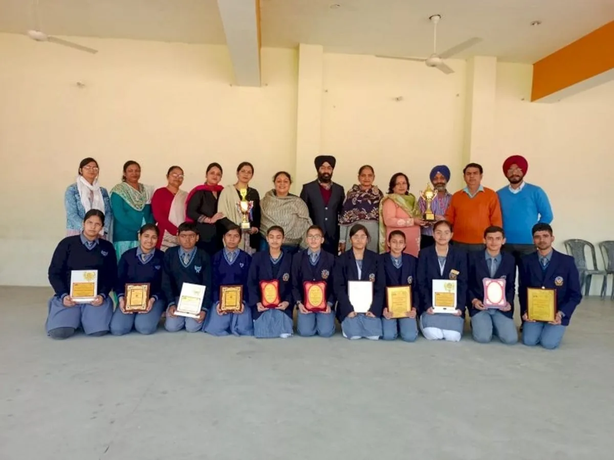 उत्कृष्ट उपलब्धि: सिरमौर के पनार स्कूल को मिला ऑलराउंड बेस्ट का खिताब