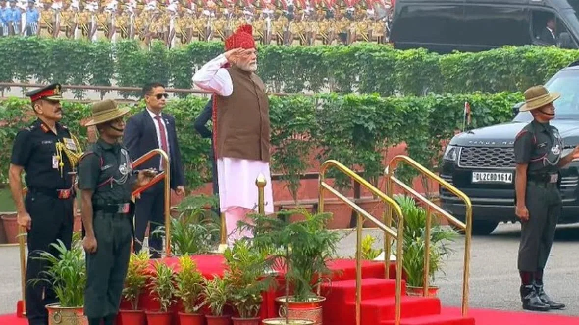 संसद में हंगामा: छात्र आंदोलनों के उग्र होने से प्रधानमंत्री मोदी पर बढ़ा राजनीतिक दबाव