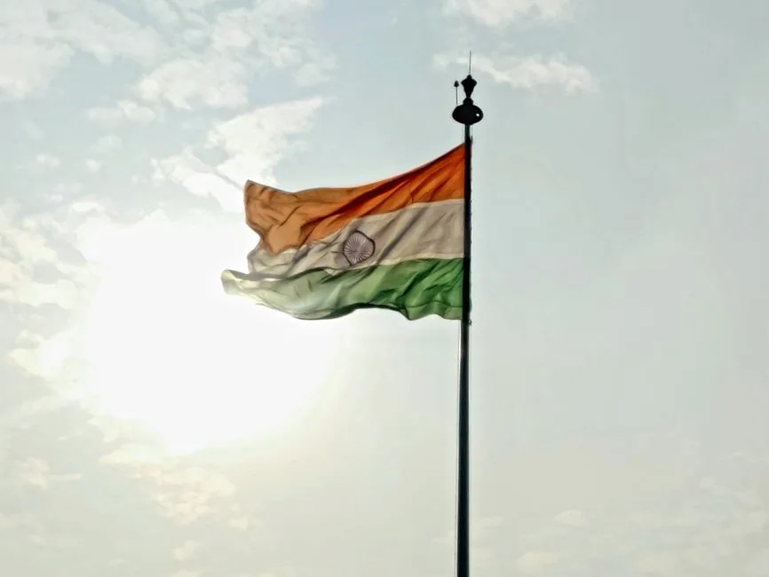 स्वतंत्रता दिवस का मंच: राष्ट्रीय पर्व पर राजनीतिक बयानबाजी को विपक्ष के नेता शर्मा ने बताया गैर-जिम्मेदाराना