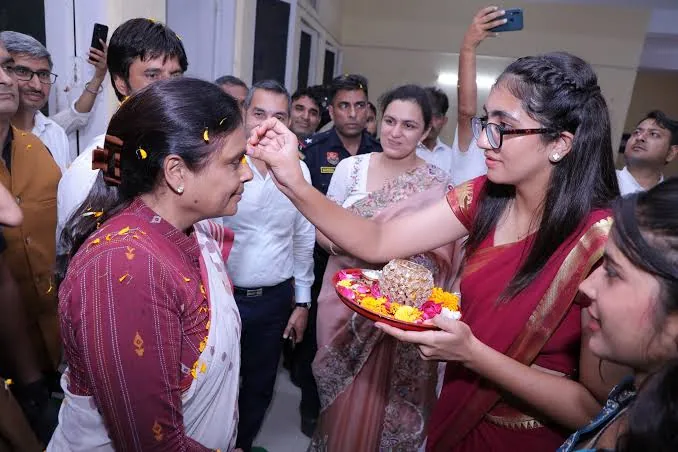 राजकीय स्पोर्ट्स यूनिवर्सिटी में भव्य दीक्षारंभ समारोह का शानदार आगाज: मुख्य अतिथि डॉ. अर्चना गुप्ता की मौजूदगी में नव-प्रवेशित विद्यार्थियों का हुआ उत्साहवर्धन!