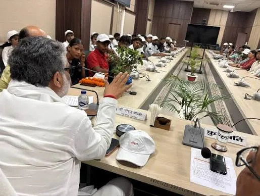 खेल संवाद: जननायक विश्वविद्यालय में खेलो इंडिया कार्यक्रम का आयोजन, सांसद नीरज शेखर ने युवाओं को किया प्रेरित