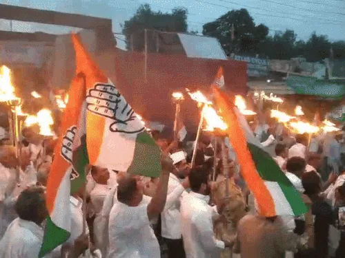युवाओं में उत्साह: पठानकोट में आप की मशाल रैली से खेल प्रतियोगिताओं का प्रचार