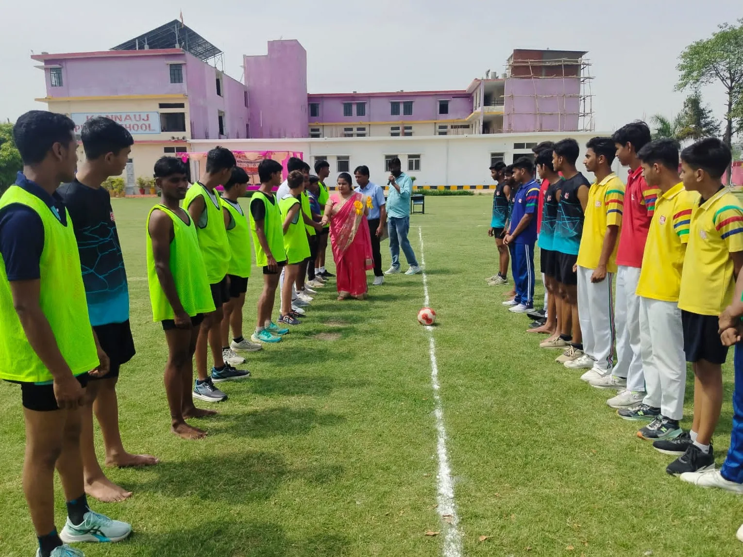 शानदार प्रदर्शन: कन्नौज ने मंडलीय हैंडबॉल प्रतियोगिता के बालक और बालिका दोनों वर्गों में हासिल किया खिताब