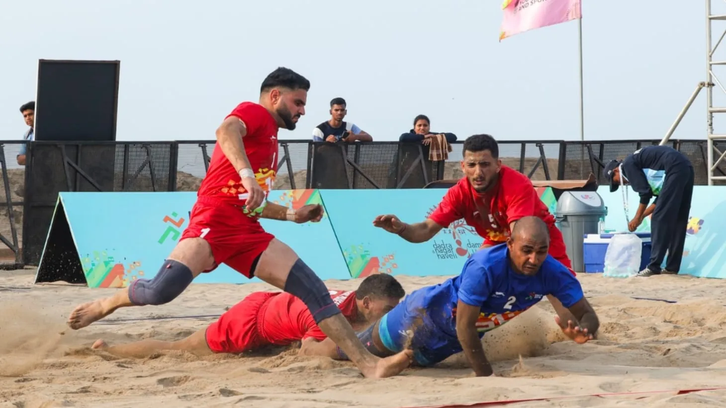 कबड्डी और हैंडबॉल के रोमांचक मुकाबलों से सजेगा आज का खेल संकुल, मैदान पर दमखम और रणनीति दिखाने उतरेंगी कई टीमें