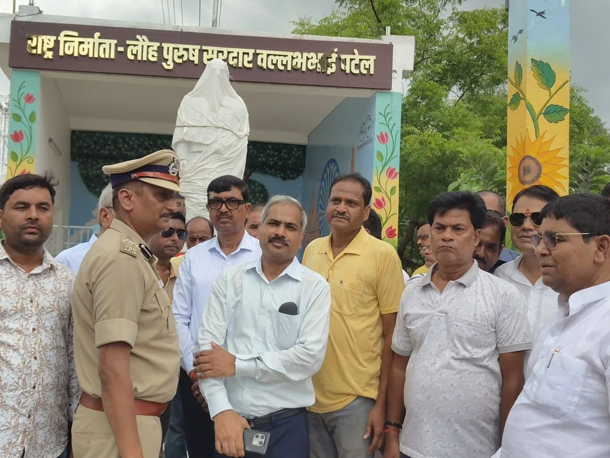 प्रतिमा अनावरण: झाझा में सरदार पटेल की मूर्ति का हुआ लोकार्पण, सम्राट चौधरी ने दिए विचार