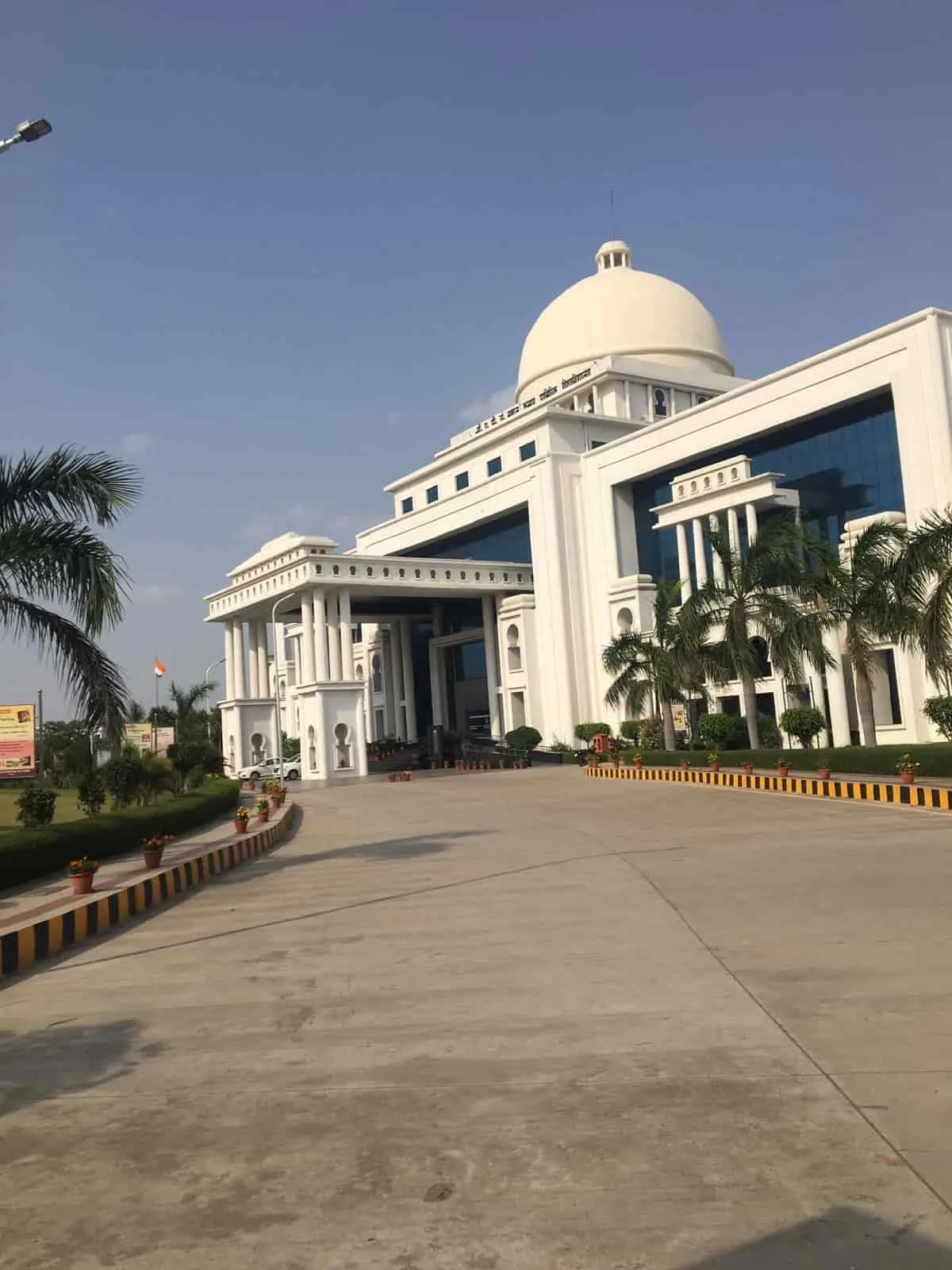 एकेटीयू में बीटेक विद्यार्थियों को दूसरे वर्ष में शाखा बदलने का अवसर