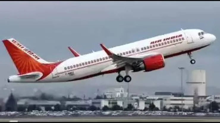 त्योहार की मार: दीपावली पर महंगा होगा हवाई सफर और कम होंगी उड़ानें