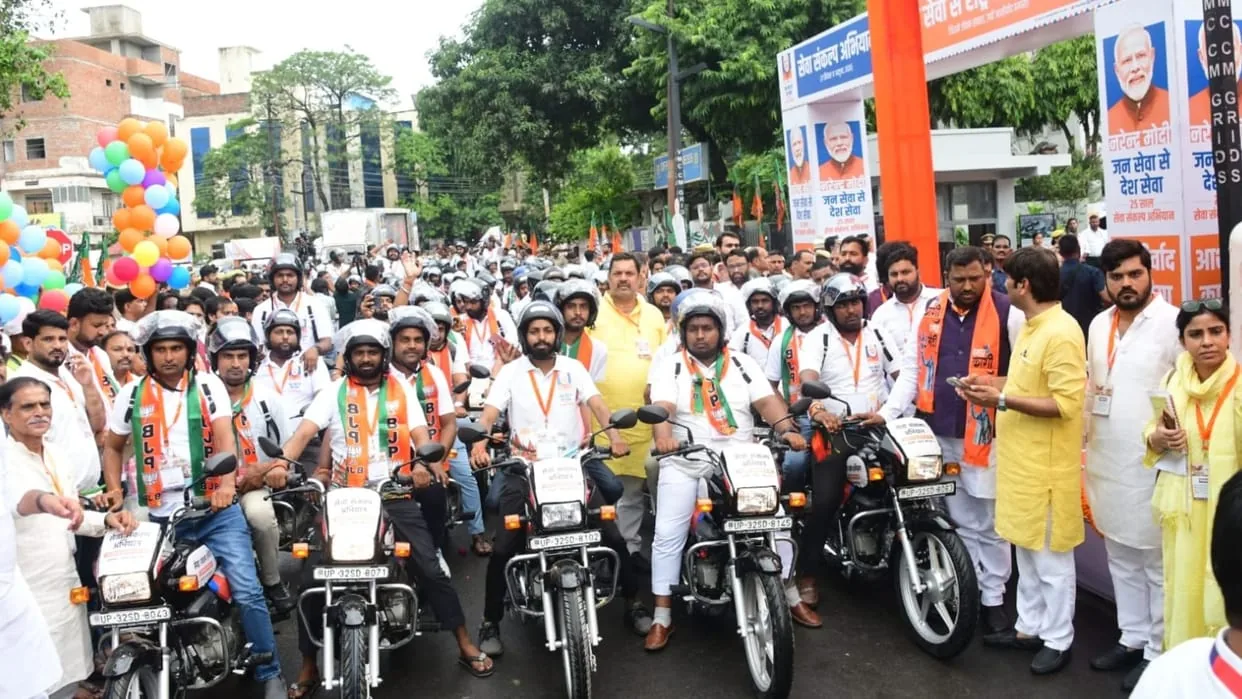 सेवा संकल्प यात्रा: पीएम मोदी ने वडनगर और काशी के महत्व को युवाओं के सामने रखा
