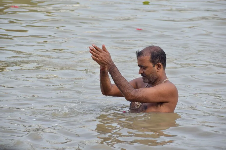 धार्मिक उल्लास: जल झूलनी एकादशी के पावन पर्व पर शहर में कराया गया जलविहार