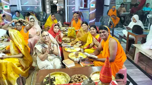 उत्तम संयम धर्म: सुगंध दशमी पर्व पर धूप अर्पित कर की गई विश्व शांति की कामना