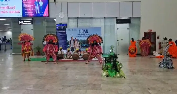 पर्यटन पर्व: गया एयरपोर्ट पर विश्व पर्यटन दिवस पर लोक नृत्य व सुरक्षा जांच