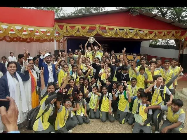 खेलकूद प्रतियोगिता का समापन: राजकीय विद्यालय में जिला स्तरीय आयोजन का हुआ सफल अंत