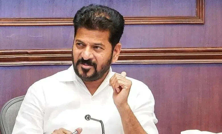 राजनीतिक हलचल: मुख्यमंत्री रेवंत रेड्डी के निजाम को बेहतरीन शासक बताने वाले बयान पर मचा सियासी बवाल