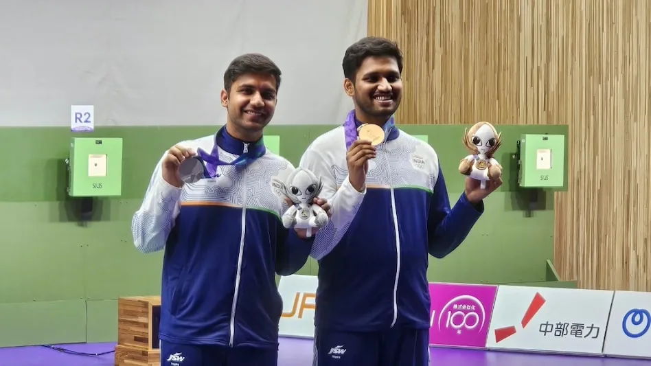 शानदार प्रदर्शन: एशियन गेम्स की राइफल स्पर्धा में हिमांशु ढिल्लों ने जीता रजत पदक