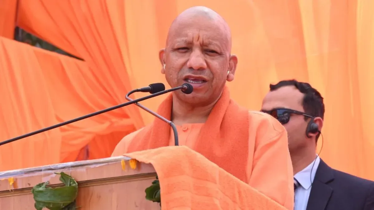 राजनीतिक हलचल तेज: मुख्यमंत्री योगी आदित्यनाथ ने लखनऊ और गोरखपुर को दी बड़ी सौगातें