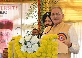 उच्च शिक्षा में बदलाव: राज्यपाल ने पारंपरिक डिग्रियों से आगे की शिक्षा पर दिया जोर