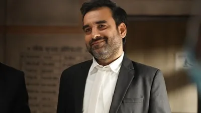फिल्म पर सवाल: पंकज त्रिपाठी की मिर्जापुर वेब सीरीज की वास्तविकता पर फिल्ममेकर ने उठाए गंभीर प्रश्न