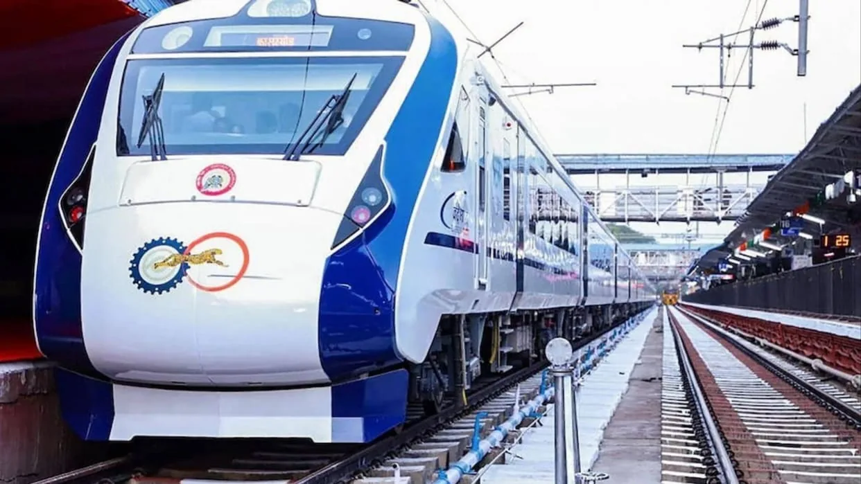 रील का क्रेज: वंदे भारत और तेजस ट्रेनों पर पथराव करने वाले बिहार के 12 शहर निशाने पर
