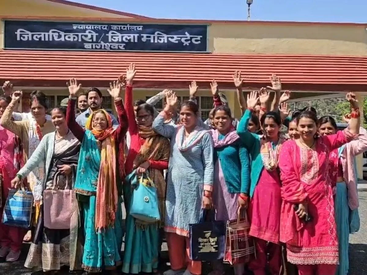 सड़कें बदहाल: बागीश्वर में उक्रांद का आगामी 27 तारीख को बड़ा विरोध प्रदर्शन