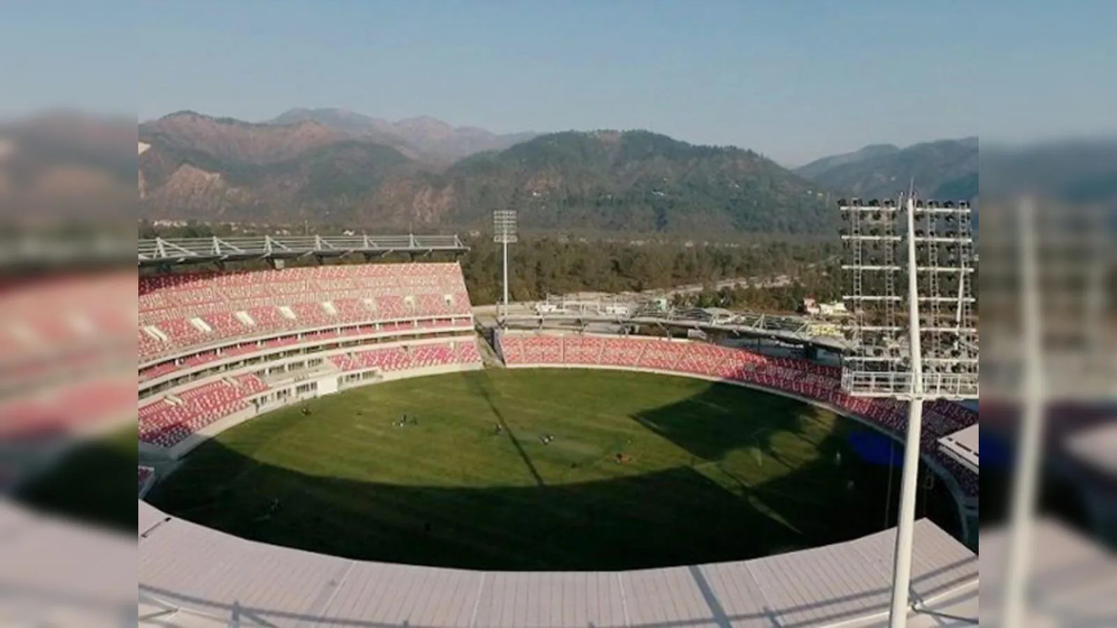 खेल मैदानों का संकट: देहरादून में एक दर्जन से घटकर सिर्फ एक मैदान बचा