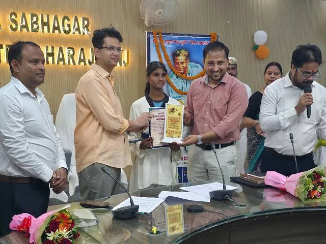 सम्मान समारोह: राष्ट्रीय खेल महोत्सव के विजेताओं को बोकारो में किया गया सम्मानित