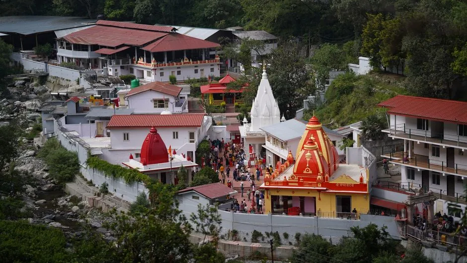नीब करौरी बाबा यात्रा: विश्व पर्यटन दिवस पर पचास प्रतिशत की भारी छूट का ऐलान