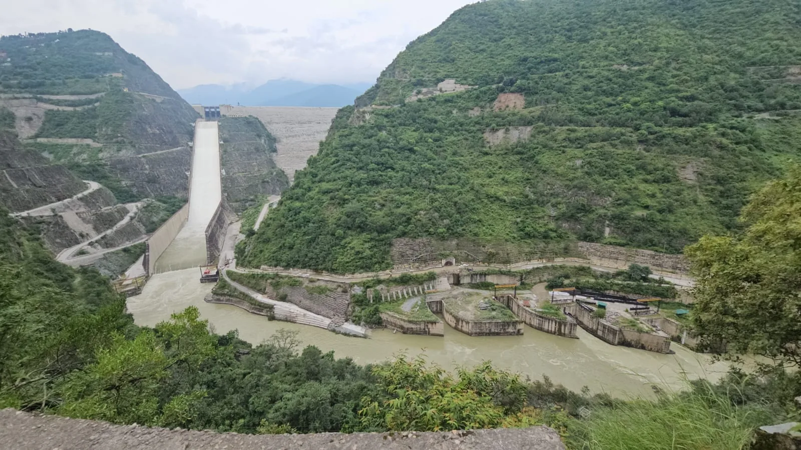 सुरक्षा कवच: उत्तराखंड का नया अर्ली वार्निंग सिस्टम तैयार, वसुंधरा झील पर होगा पायलट प्रोजेक्ट का परीक्षण