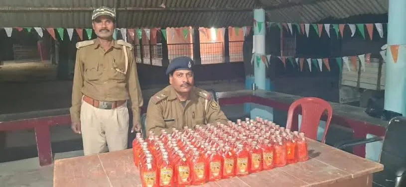 बड़ी कार्रवाई: सिकटी में 71 लीटर नेपाली शराब के साथ तस्कर गिरफ्तार