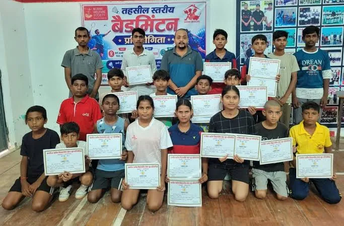 शानदार प्रदर्शन: कैफी आजमी स्पोर्ट्स एकेडमी के खिलाड़ियों ने जीते 12 पदक