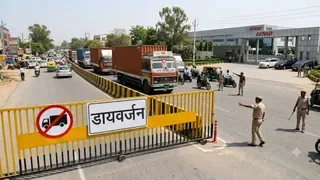 यातायात बदलाव: ग्रेटर नोएडा में यूपी ट्रेड शो के कारण भारी वाहनों की नो एंट्री और रूट डायवर्जन
