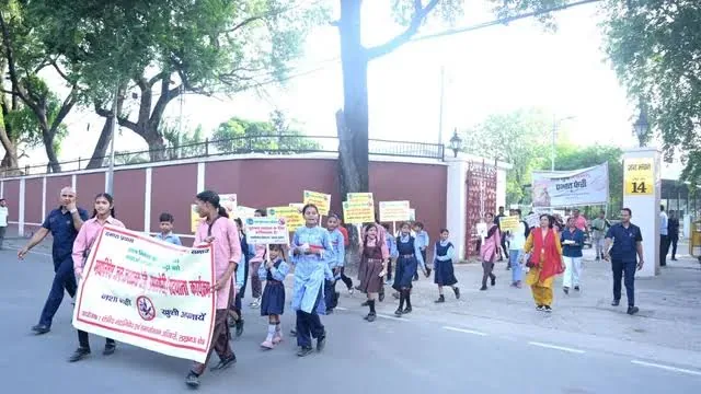 स्वास्थ्य जागरूकता: लखनऊ के विद्यार्थियों को फार्मा कोविजिलेंस के प्रति किया गया जागरूक