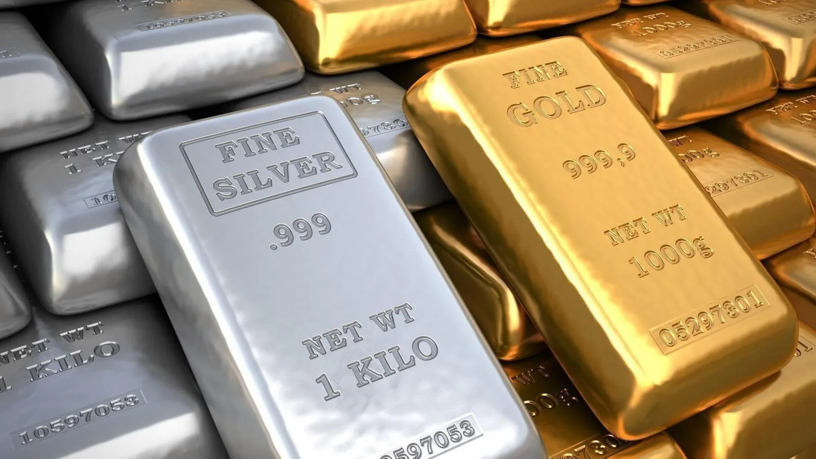 कीमतों में गिरावट: 15583 रुपये पर आया 24 कैरेट सोना और चांदी के दाम भी हुए कम