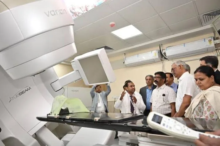 बड़ी स्वास्थ्य राहत: झारखंड के 6 सरकारी अस्पतालों में शुरू होगी विशेष कैंसर सेवा