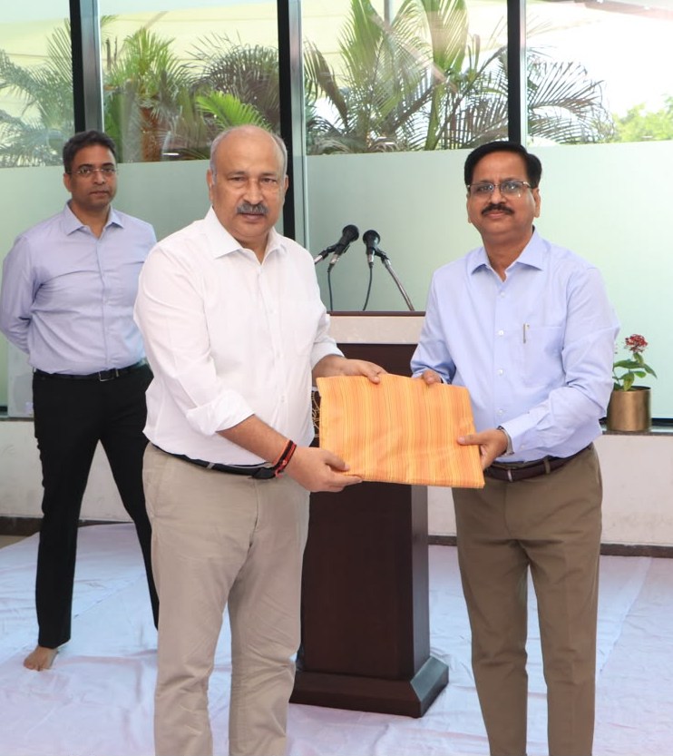 गांधी जयंती पर पुलिस मुख्यालय में श्रद्धांजलि, अधिकारियों ने याद किए बापू के आदर्श
