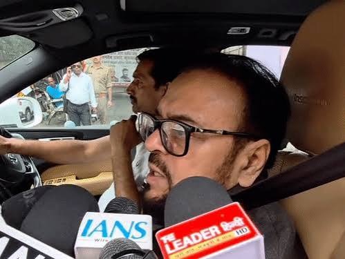 'EC को धक्के मार कर भगाया जाएगा', वोट चोरी पर सपा विधायक अबु आसिम आजमी बोले- ज्ञानेश कुमार BJP के एजेंट