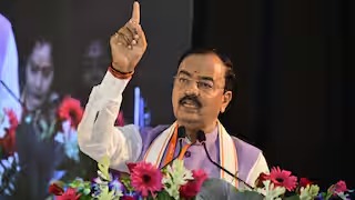 गंभीर बीमारी से जूझ रहे 15 वर्षीय पवन के इलाज के लिए डिप्टी सीएम केशव प्रसाद मौर्य ने बढ़ाया मदद का हाथ