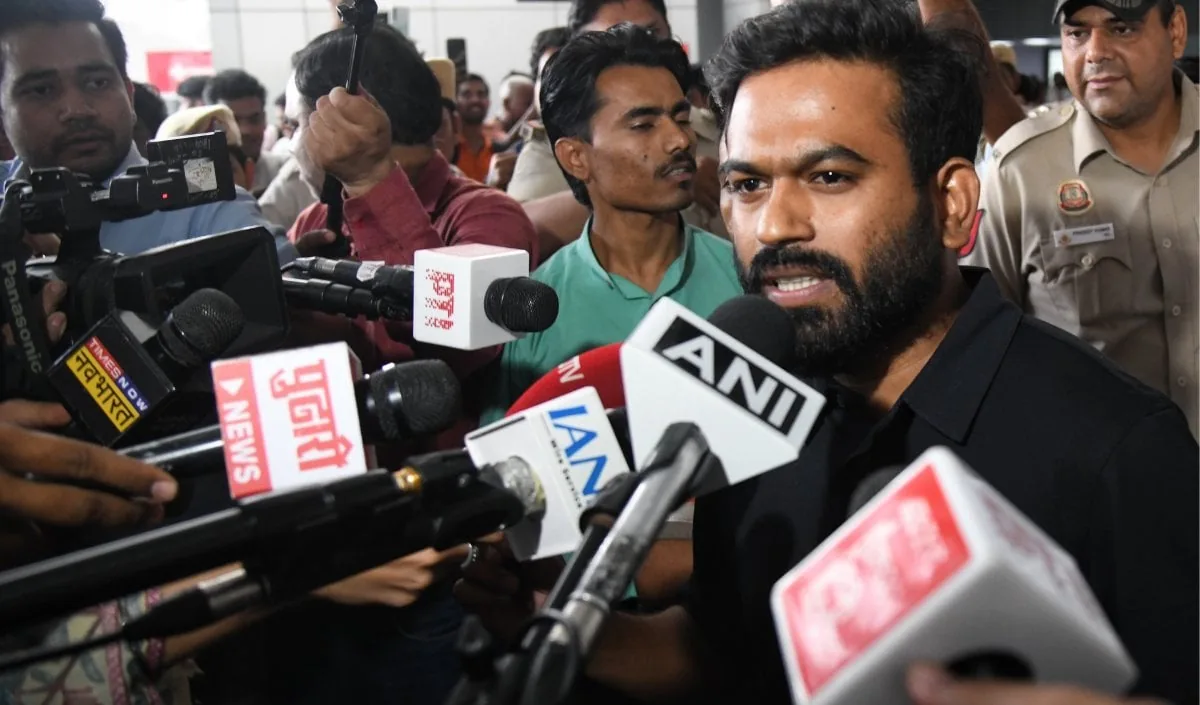 तिरंगा अभियान: अभिजीत दिपके की सेंट्रल पार्क में ध्वजारोहण की अपील