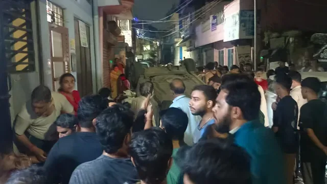 बर्थडे पार्टी का हंगामा: देहरादून में तेज रफ्तार किराए की कार ने स्कूटी को मारी टक्कर और सड़क पर पलटी