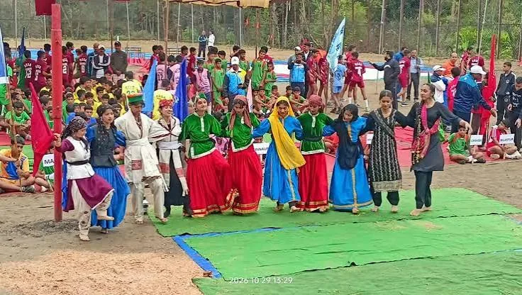 खेलकूद प्रतियोगिता का शुभारंभ: राजगढ़ में अंडर-14 राज्यस्तरीय स्पर्धा में 480 खिलाड़ी दिखा रहे हैं दम