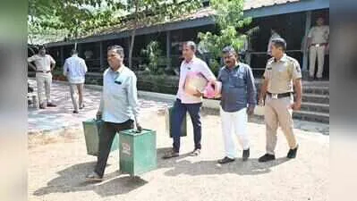 स्कूल बंद का आदेश: विधान परिषद चुनावों के कारण कई जिलों में अवकाश घोषित