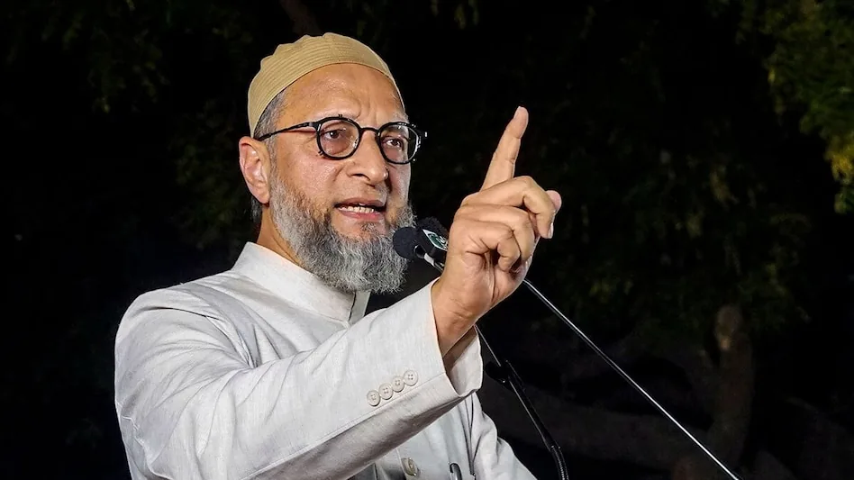 वोटर सूची पर विवाद: असदुद्दीन ओवैसी ने यूपी में 16 लाख फॉर्म 6 मंजूरी पर उठाए सवाल