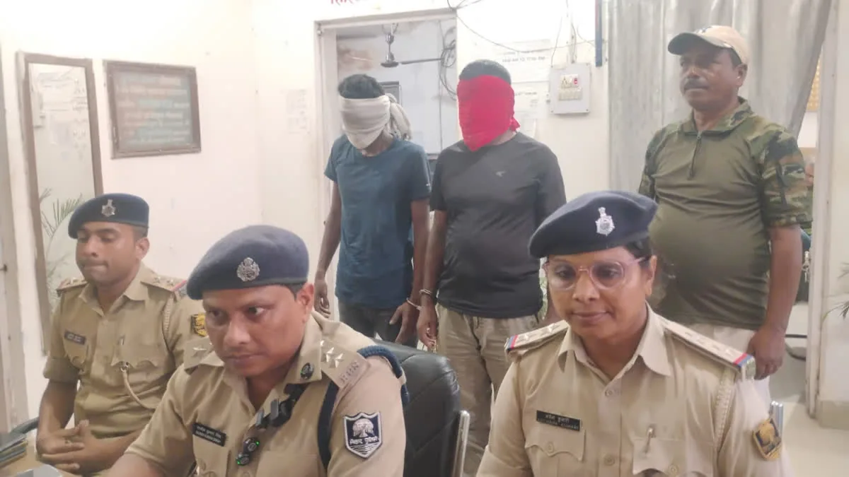 हाफ एनकाउंटर: सीतामढ़ी में तीन बदमाश गिरफ्तार, दिनेश हत्याकांड से जुड़ा है मामला