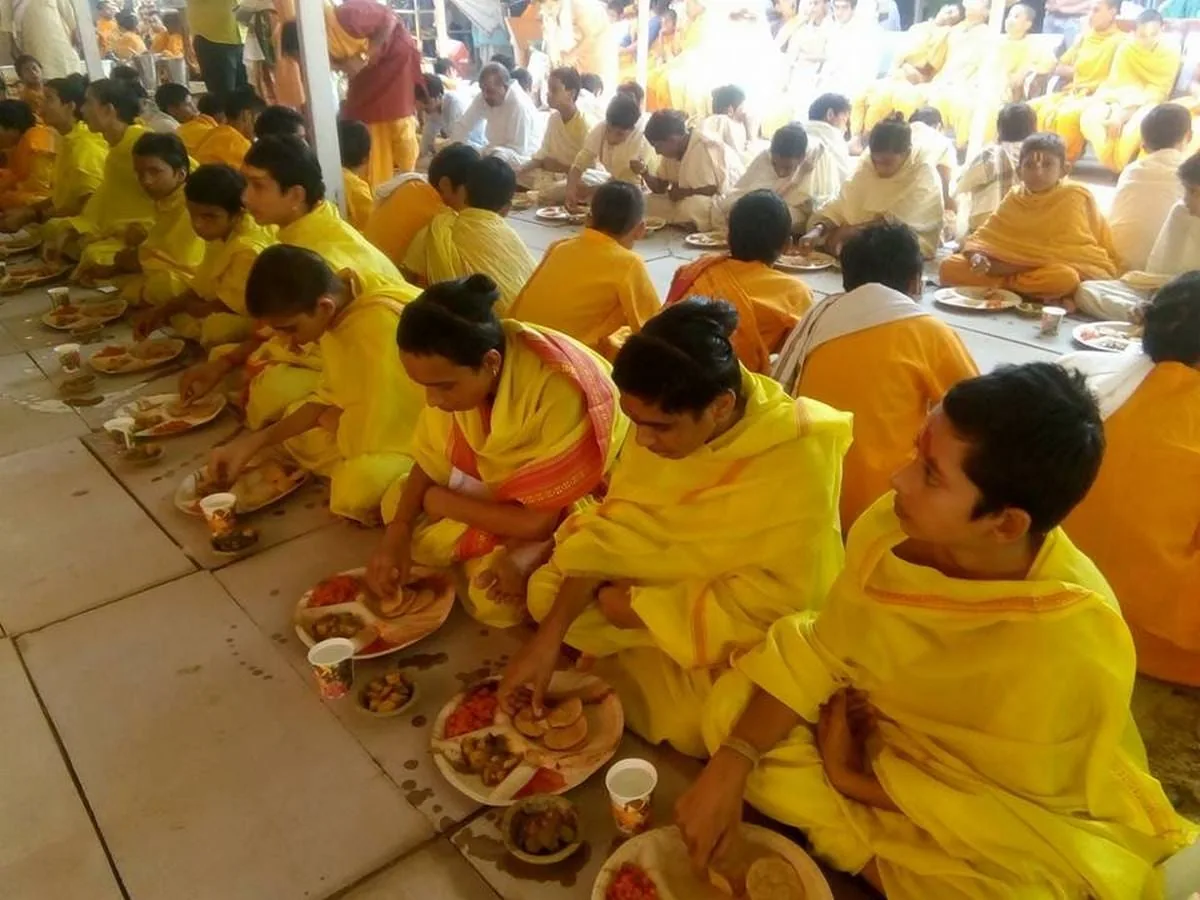 काशी में अन्नक्षेत्र की शुरुआत: शरद पूर्णिमा से बिंदु माधव मंदिर में भक्तों को मिलेगा भोजन-प्रसाद