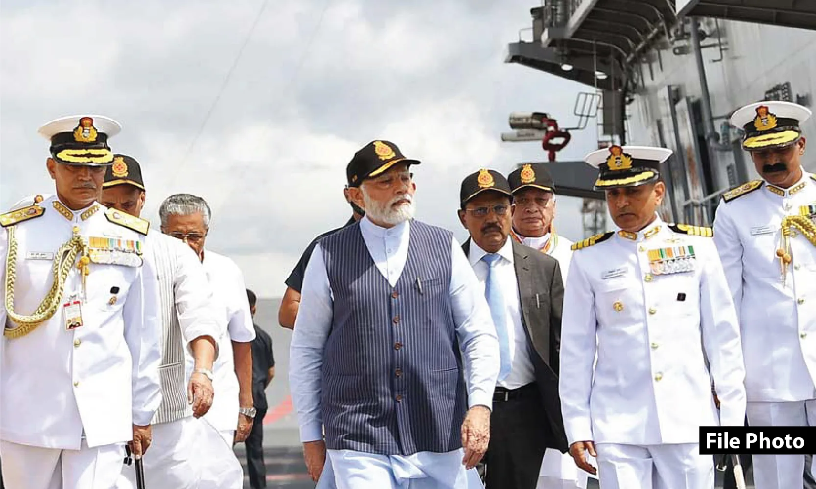 वायुसेना दिवस समारोह: प्रधानमंत्री मोदी समेत शीर्ष नेताओं ने वायु योद्धाओं को किया नमन